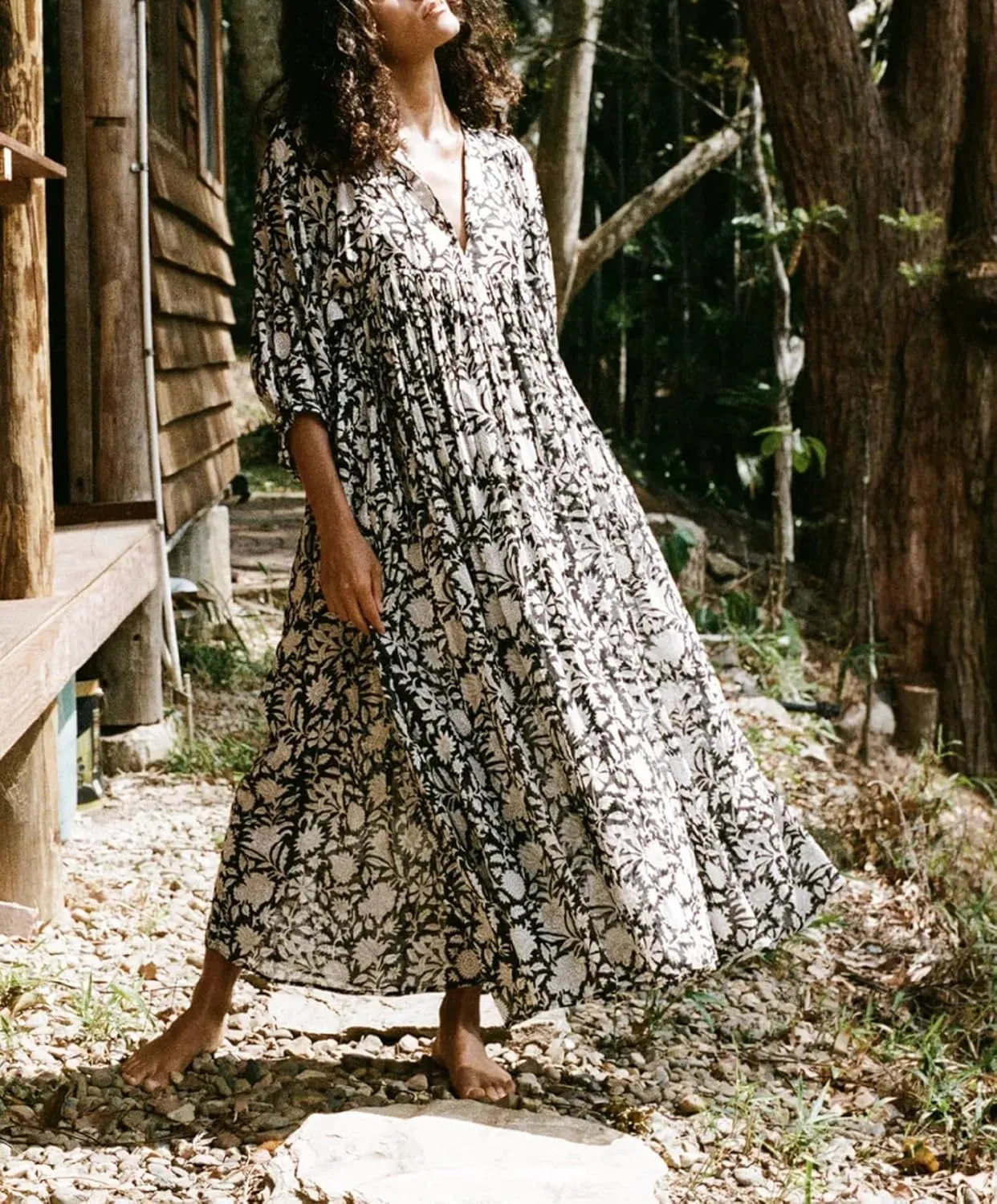 Boho Floral Maxi Dress for Women Puff Sleeve V Neck Loose Flowy Long Dress Beach Oversized Tiered Swing Sundress