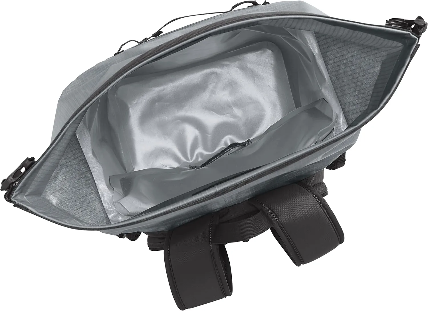 CamelBak ChillBak Soft Cooler Hydration Center with Fusion Group Reservoir