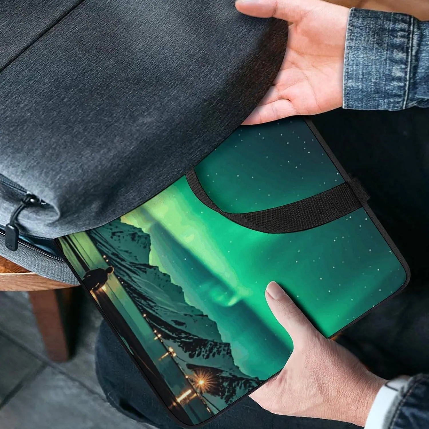Dark Northern Lights Laptop Bag Durable Laptop Sleeve Water-Resistant Notebook Bag for Computer Or Tablet