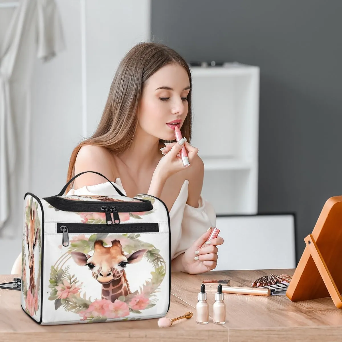 Floral Jungle Giraffe Hanging Toiletry Bags Travel Makeup Bag Water-resistant Makeup Cosmetic Bag Travel Organizer
