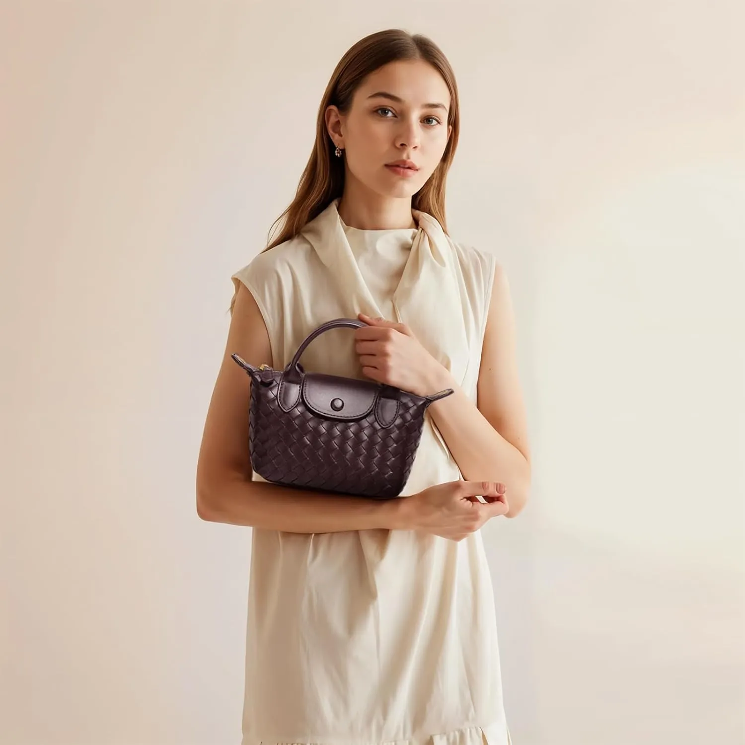 Handwoven solid color soft leather handbag, crossbody bag, women's party bag