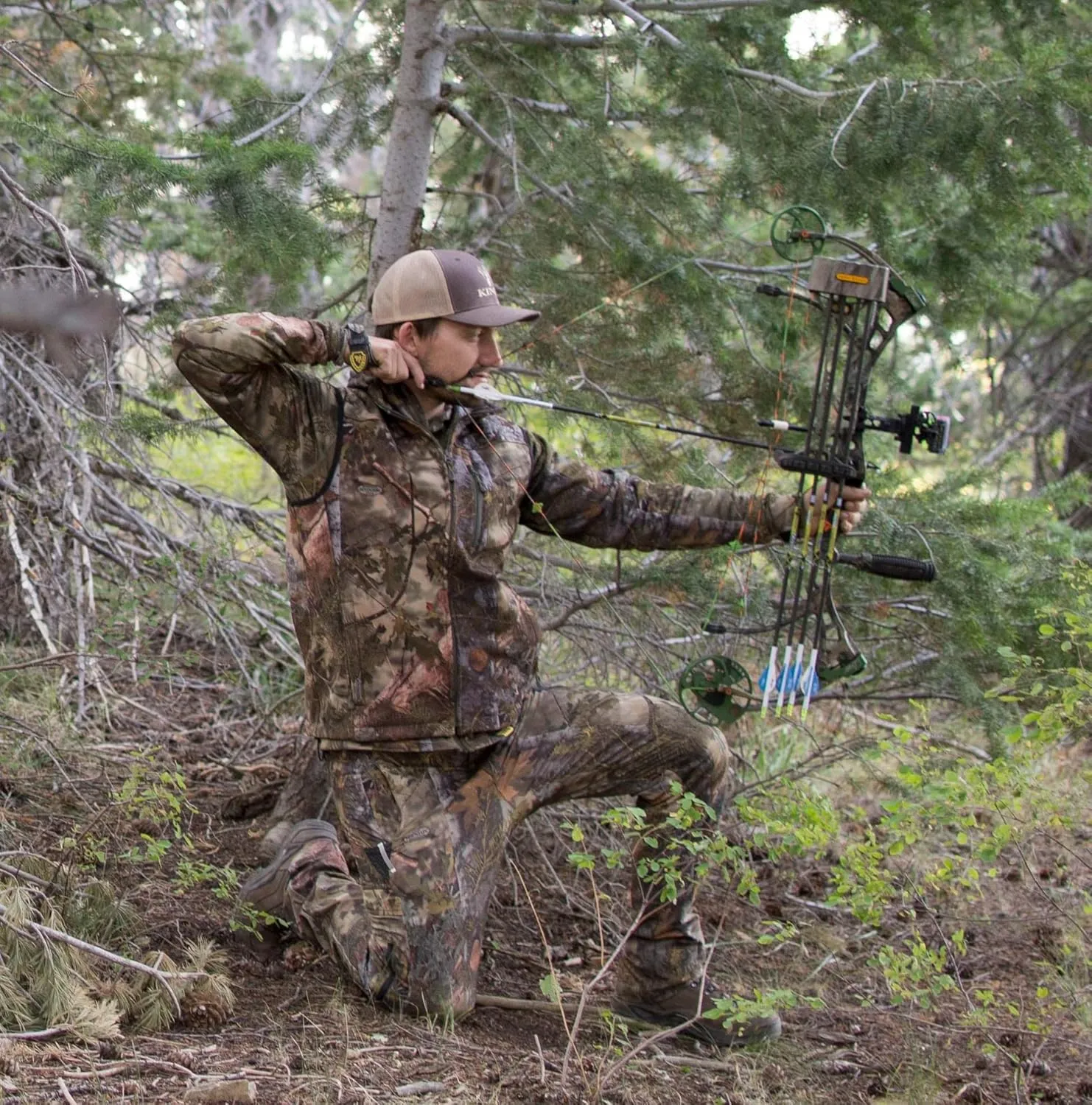 King's Camo Men's Hunter Soft Shell Vest