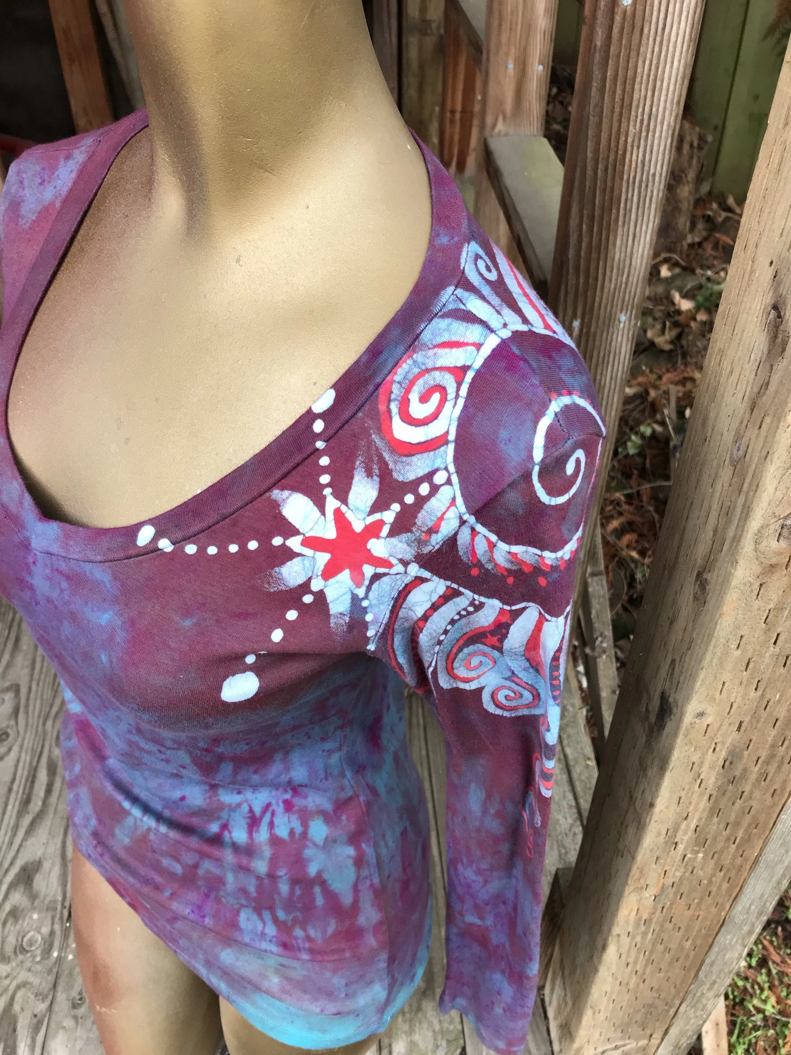 Running River Circle Of Life Handmade Batik Long Sleeve Vneck Tee