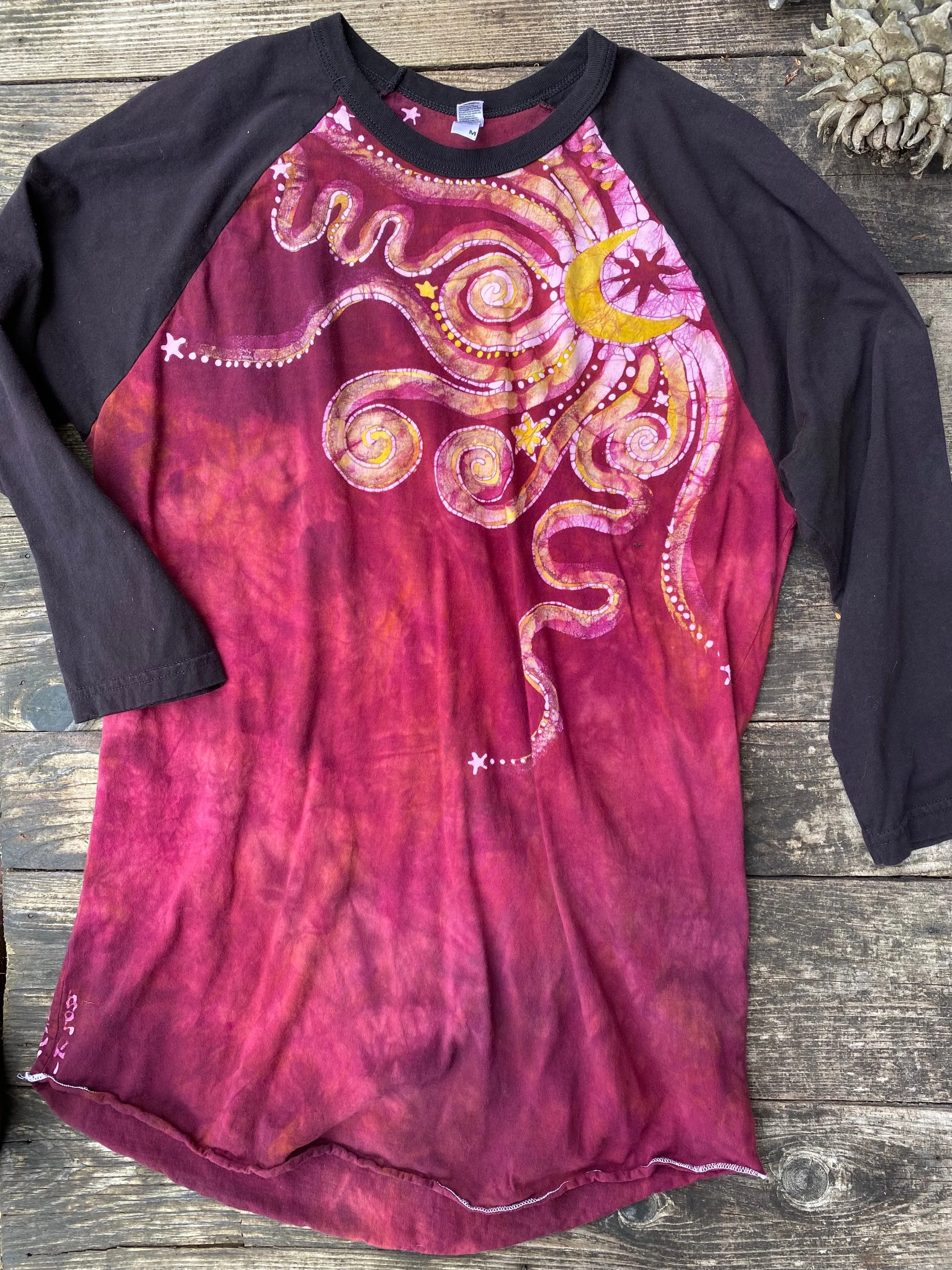 Sunshine and Merlot Moon Swirls Black Raglan 3/4 Sleeve Size Large ONLY