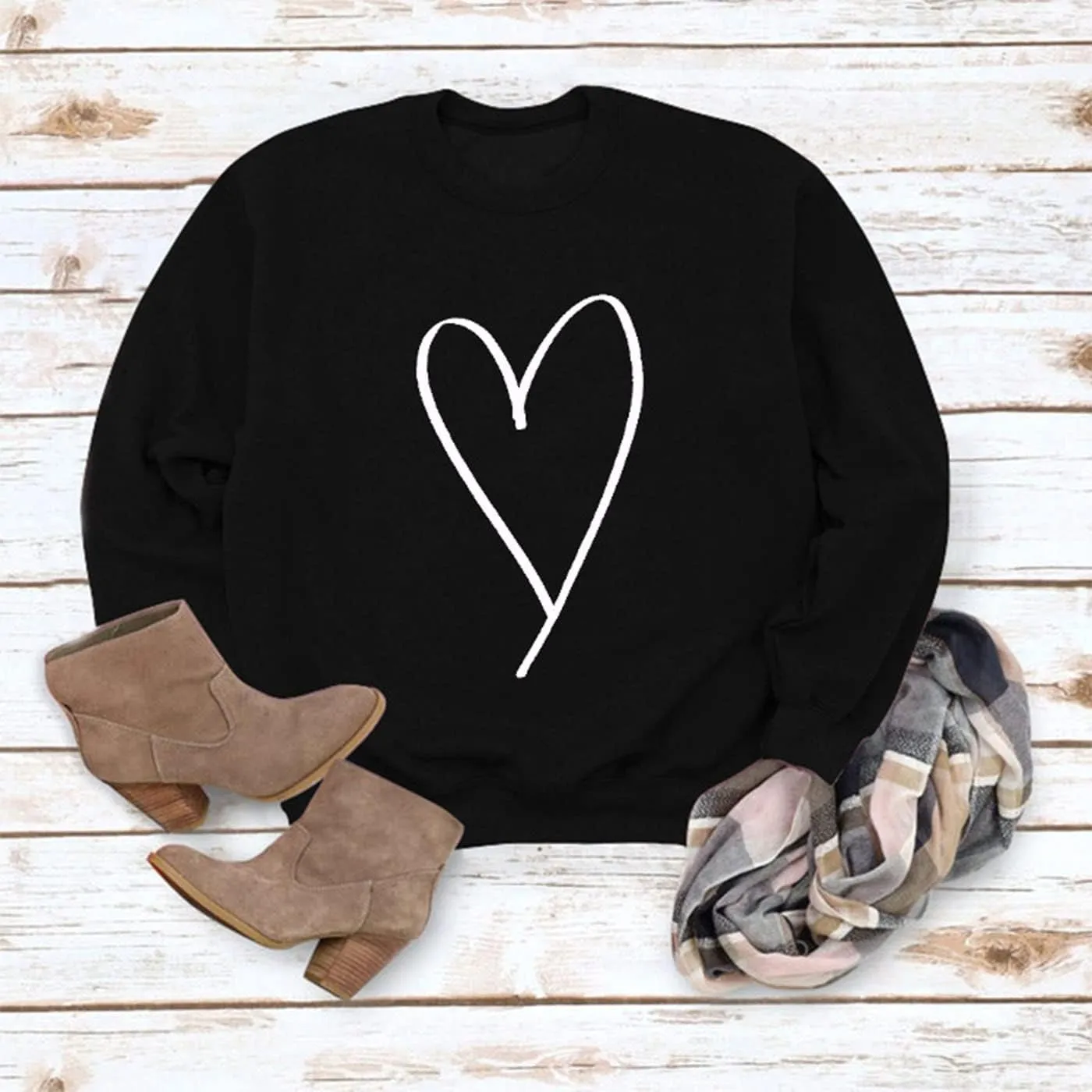 Valentines Crewneck Pullover Shirts Women Long Sleeve Love Heart Sweatshirts Graphic Lover Gift