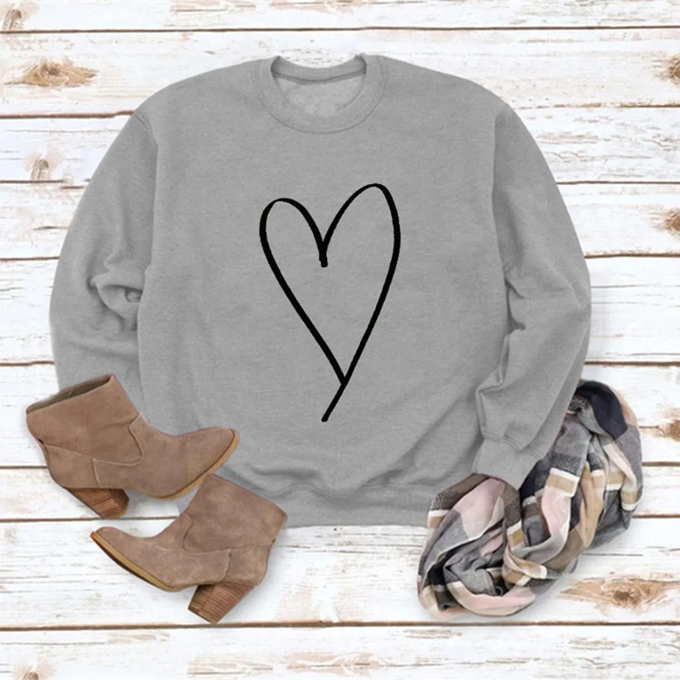 Valentines Crewneck Pullover Shirts Women Long Sleeve Love Heart Sweatshirts Graphic Lover Gift