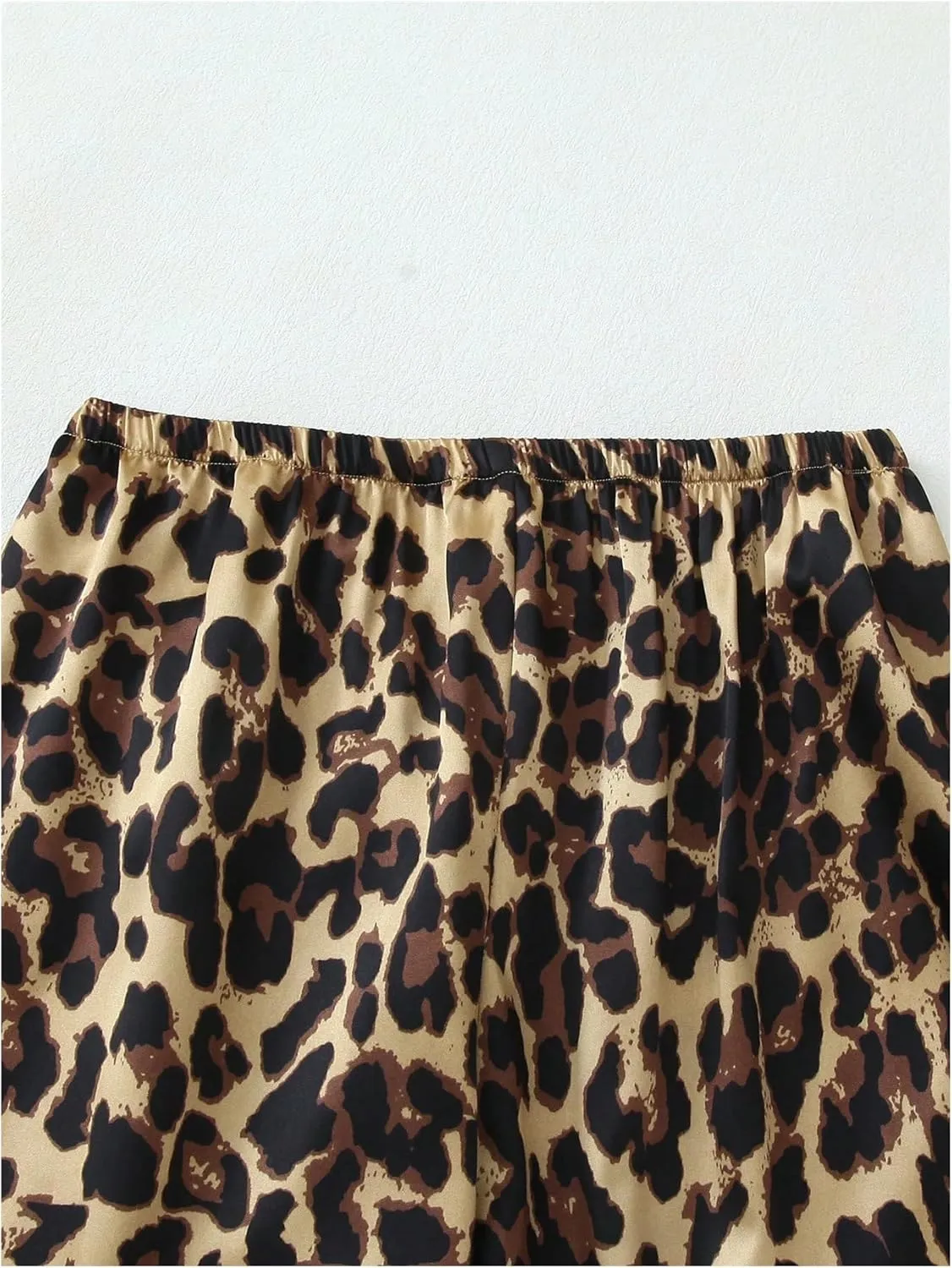 WDIRARA Women's 2 Piece Silk Satin Leopard Print Pajama Set Long Sleeve Button Down Sleepwear Pants Loungewear