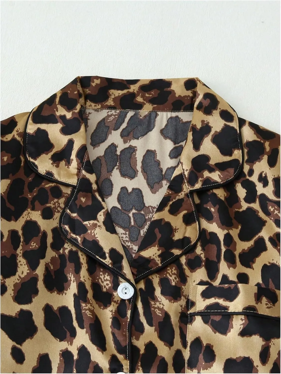 WDIRARA Women's 2 Piece Silk Satin Leopard Print Pajama Set Long Sleeve Button Down Sleepwear Pants Loungewear